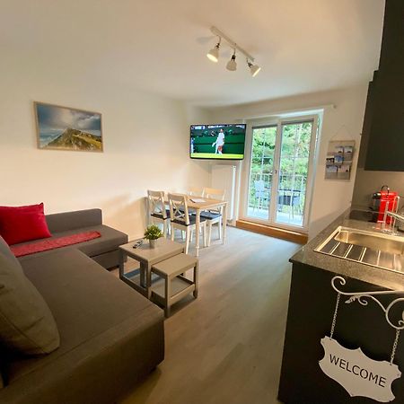 Beautiful Flat With Nice Lake And Mountain Views ヴェークギス エクステリア 写真