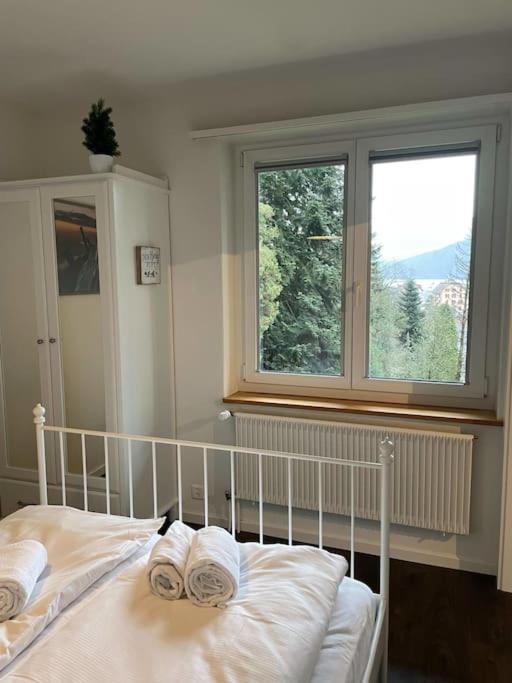 Beautiful Flat With Nice Lake And Mountain Views ヴェークギス エクステリア 写真
